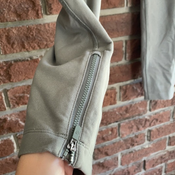 Lululemon Scenic Route 7/8 cropped leggings - Picture 6 of 13